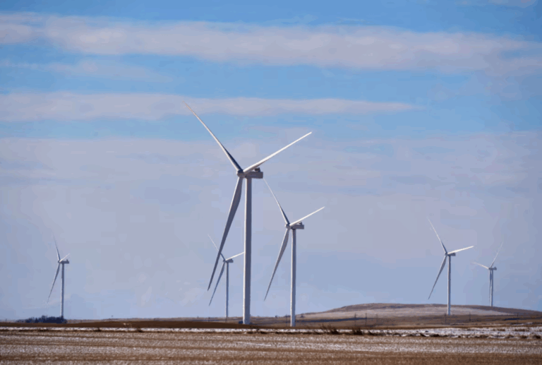 Global Energy Investment Shifts Toward Clean Technologies