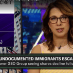 VOO Attracts $14.3B as Assets Flow Out of IVV